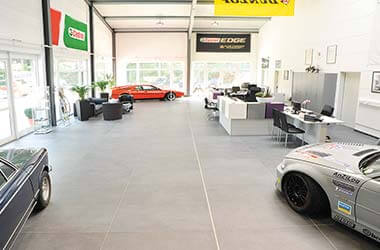 Detailansicht Empfangstheke Auto Tauber